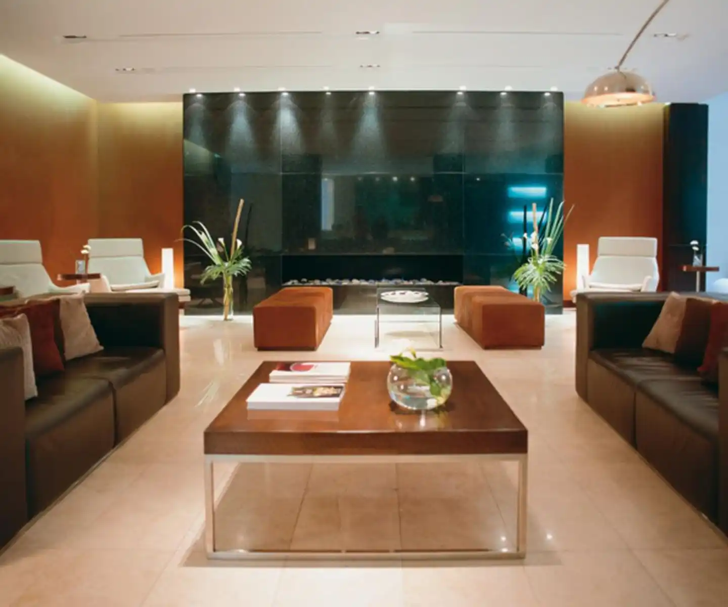 562 Nogaro Lobby