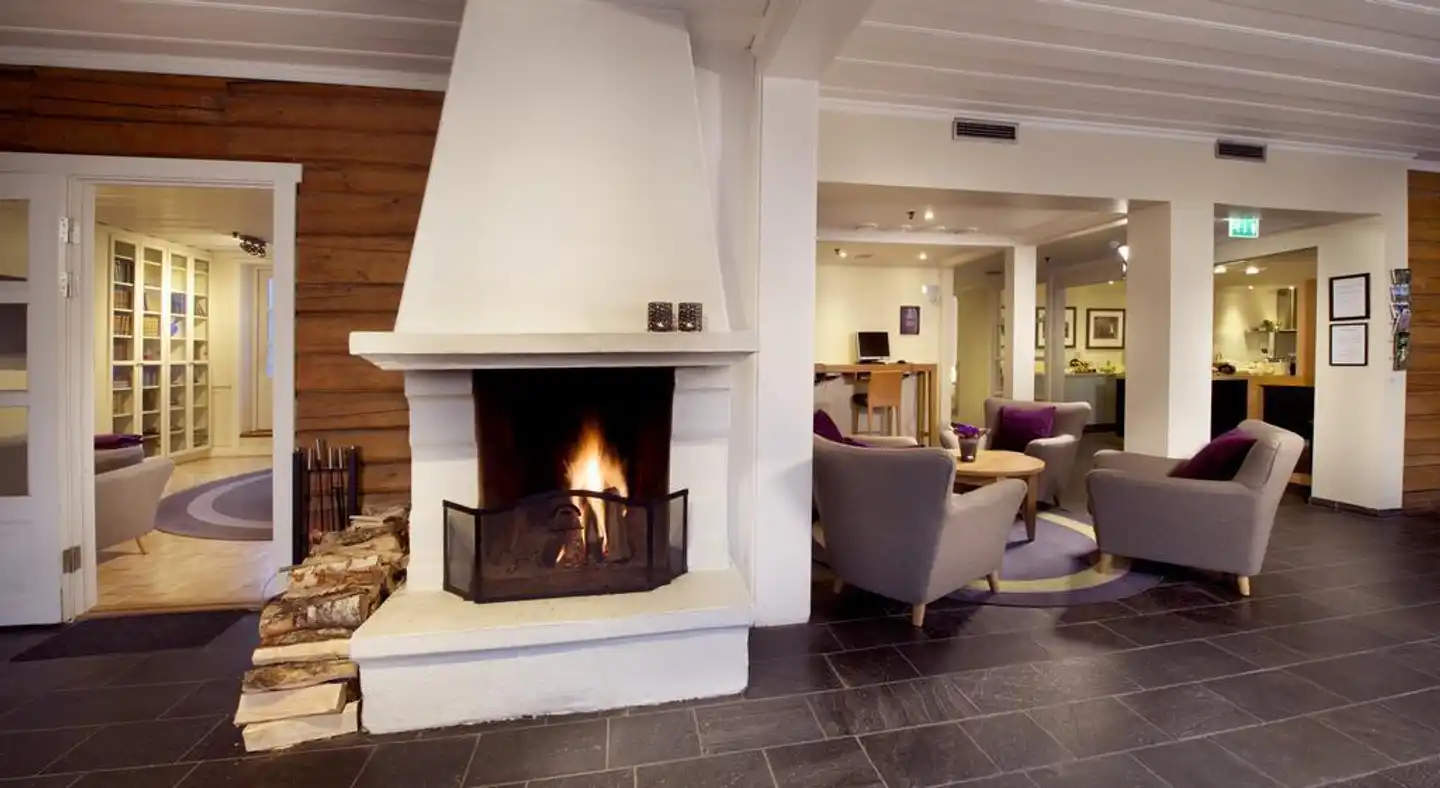 Clarion Collection Hotel Hammer Lobby
