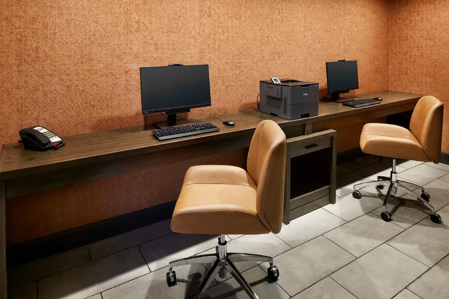 Hampton Inn Newark Airport Wohnbeispiel