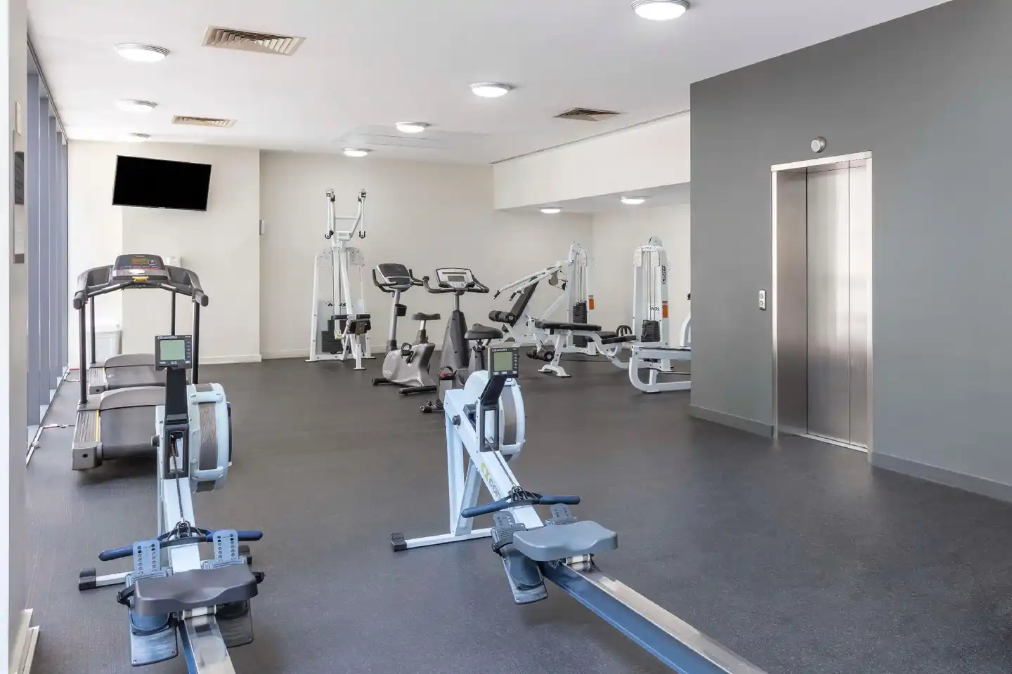 Oaks Brisbane on Charlotte Suites Sport und Entertainment