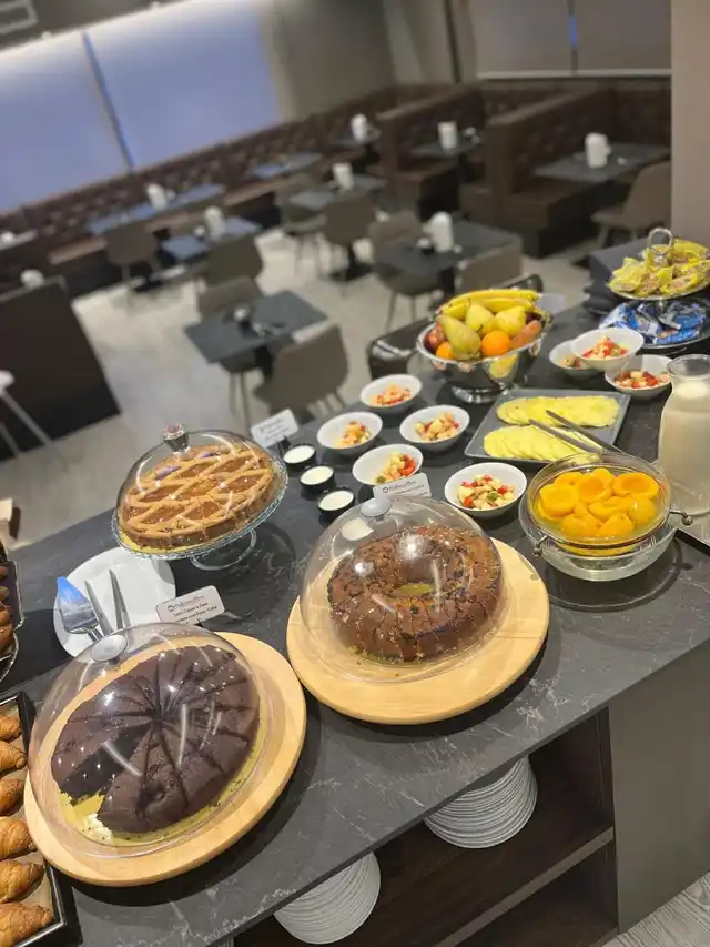 Plus Welcome Milano Restaurant