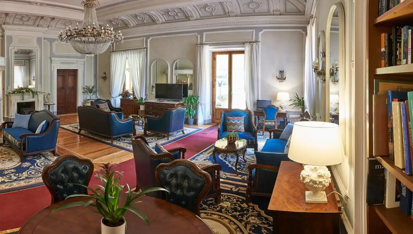Royal Lobby