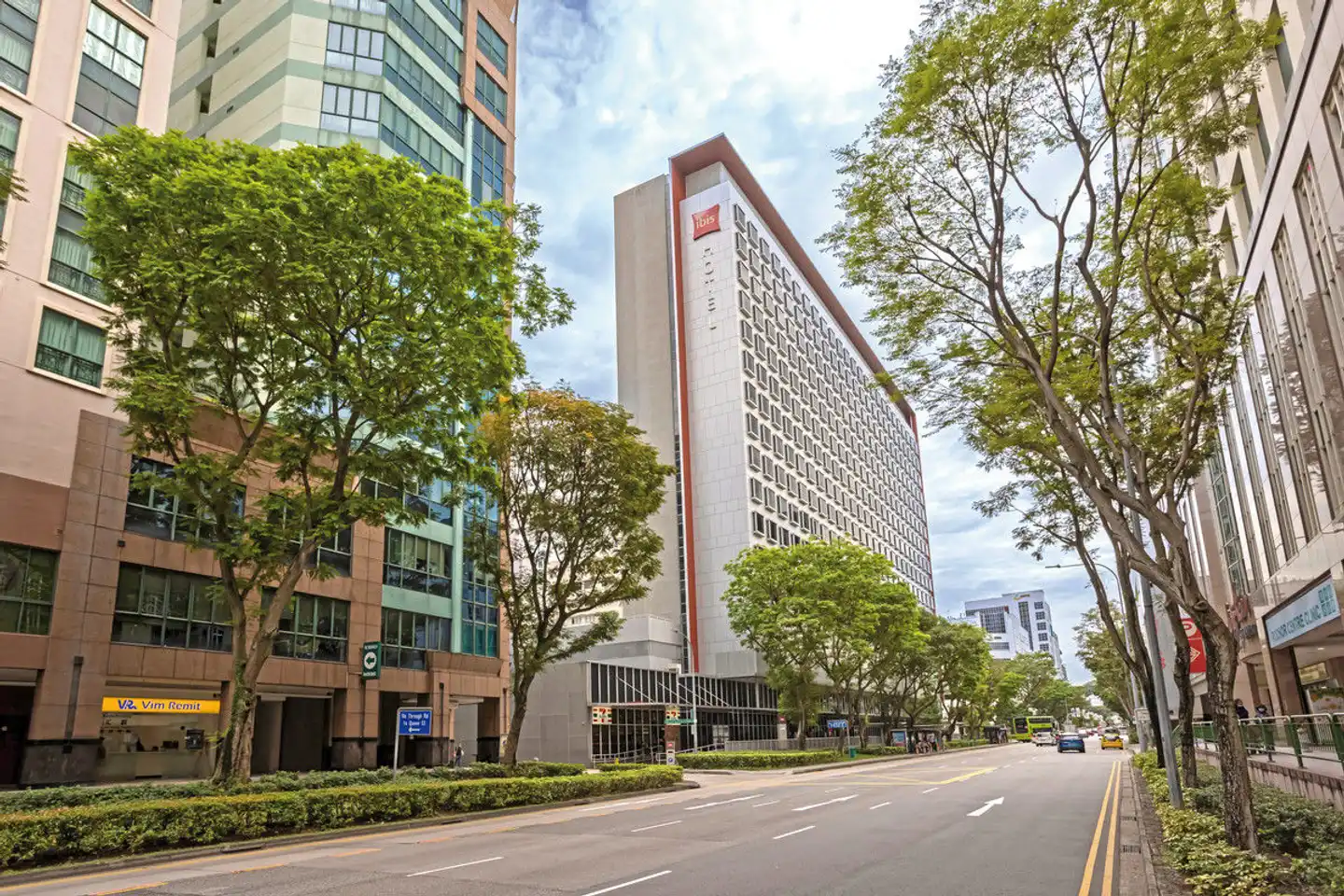 Ibis Singapore on Bencoolen Aussenansicht