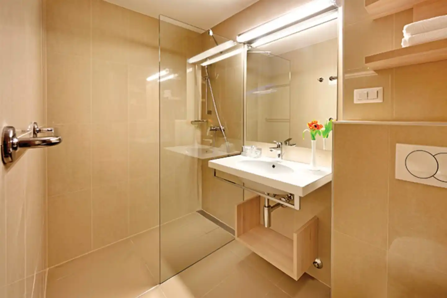 Valamar Club Tamaris Hotel Badezimmer