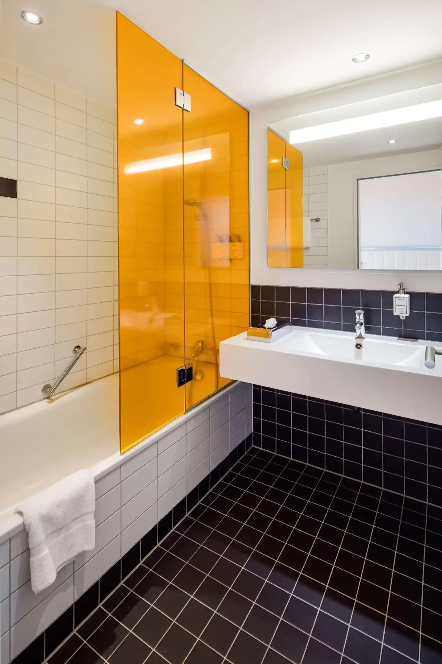 Park Inn by Radisson Stuttgart Badezimmer