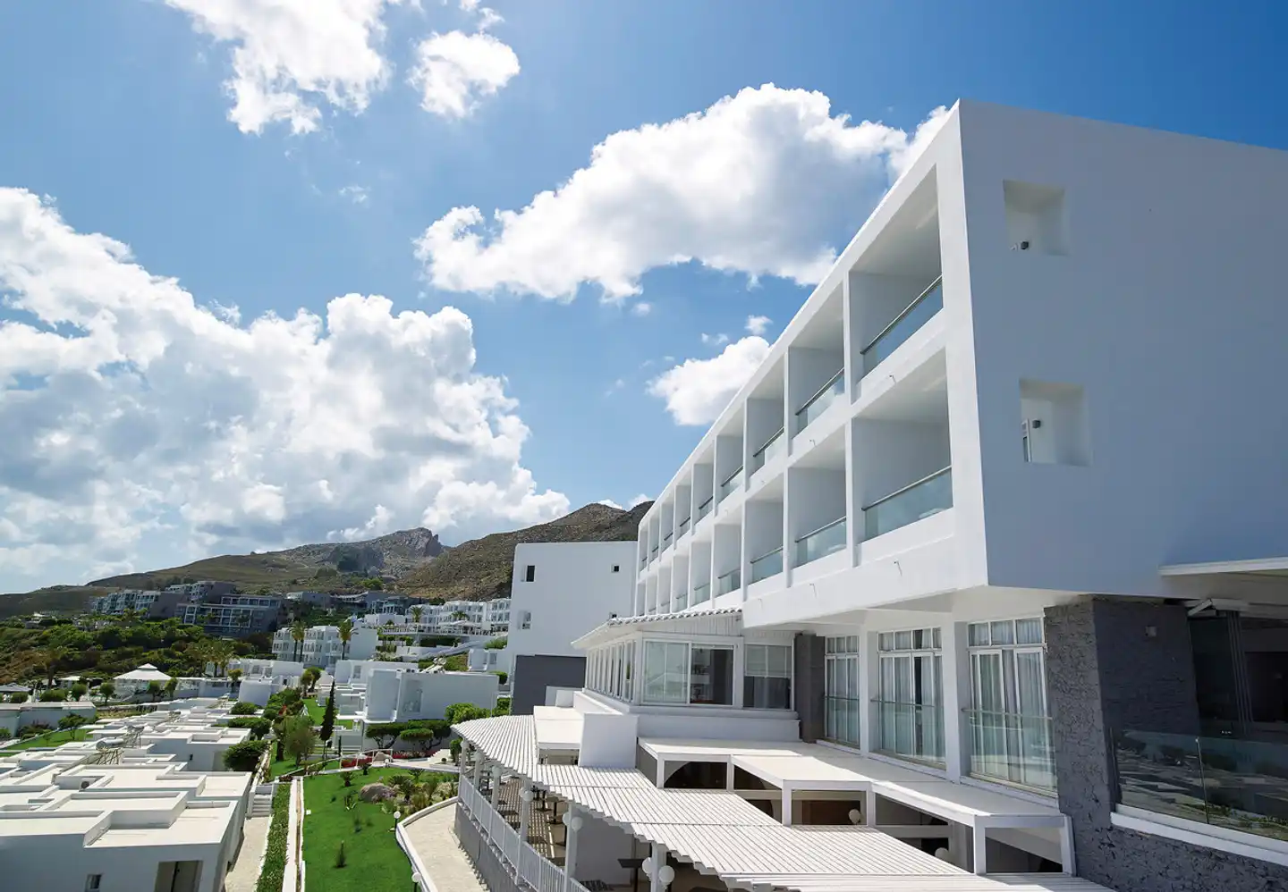 Dimitra Beach Hotel & Suites Aussenansicht