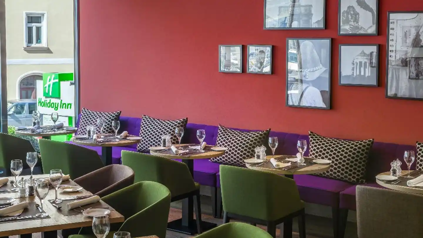 Holiday Inn Munich City Centre Bar