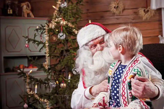 Hausbesuch beim Weihnachtsmann Personen