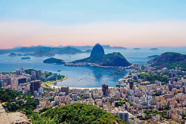 Brasiliens Seele - Kunst, Kultur & Küstenzauber Landschaft