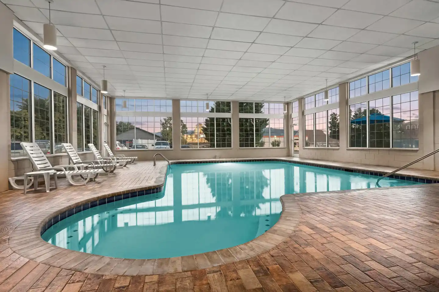 Ramada Pigeon Forge North Hallenbad