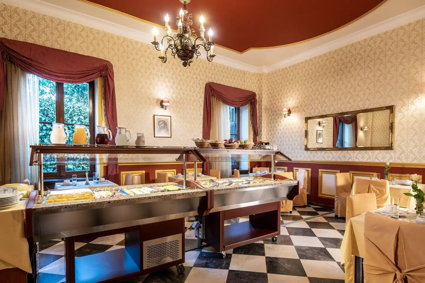 Halepa Hotel Restaurant