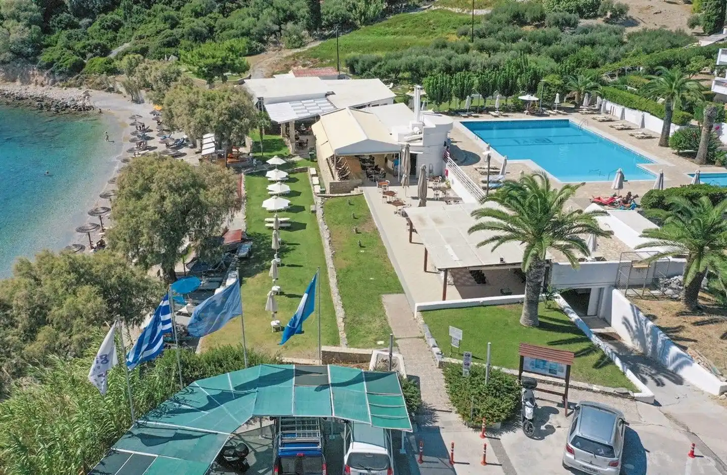 Glicorisa Beach Pool
