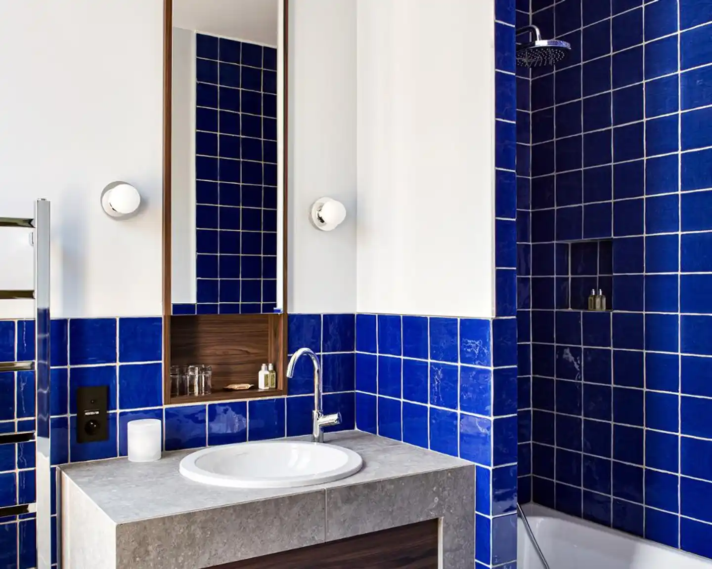 New Hotel Le Quai Badezimmer