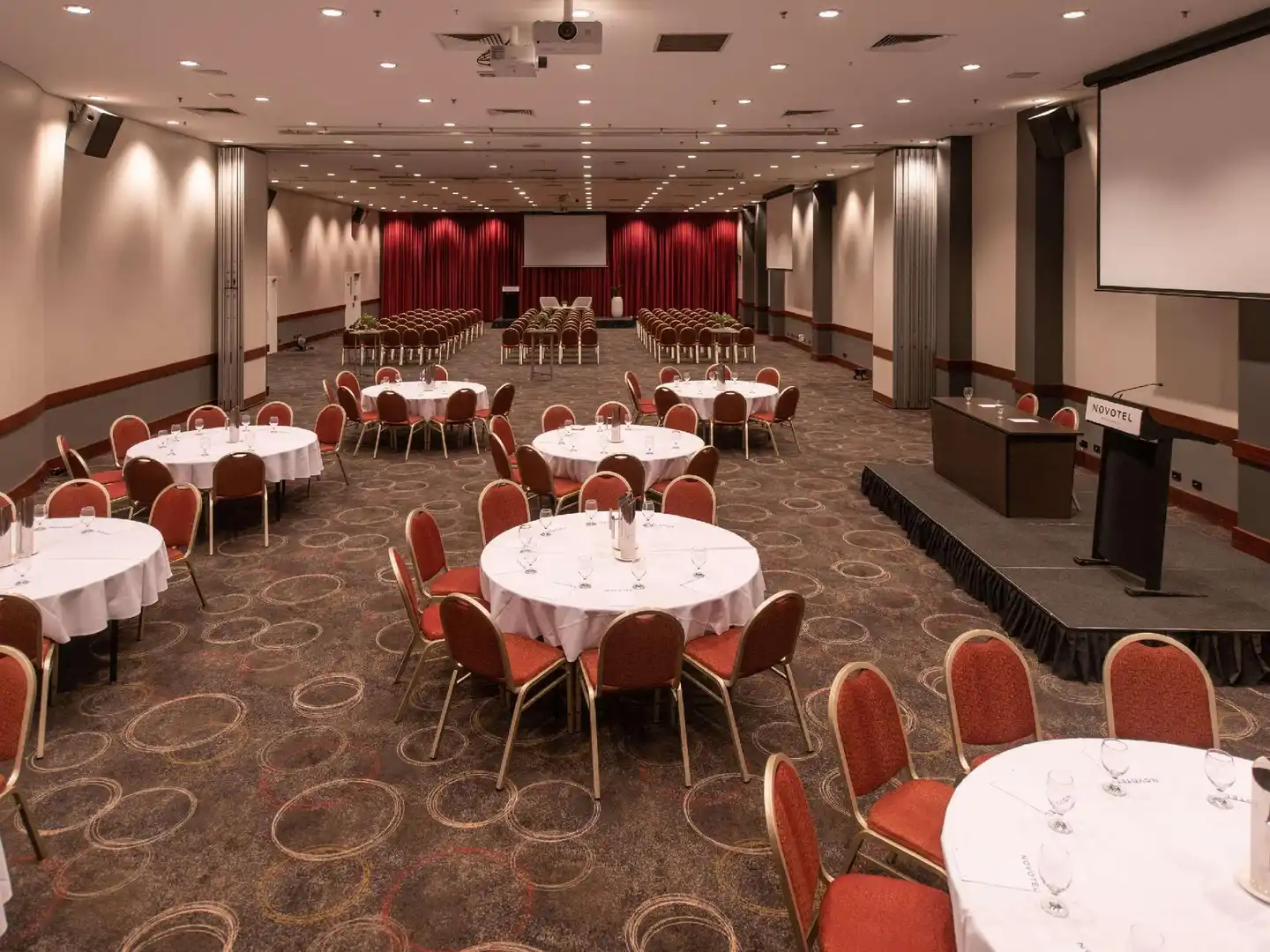 Novotel Perth Langley Hotel Restaurant
