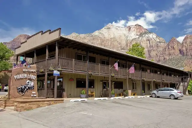 Petty Ranch Inn Aussenansicht