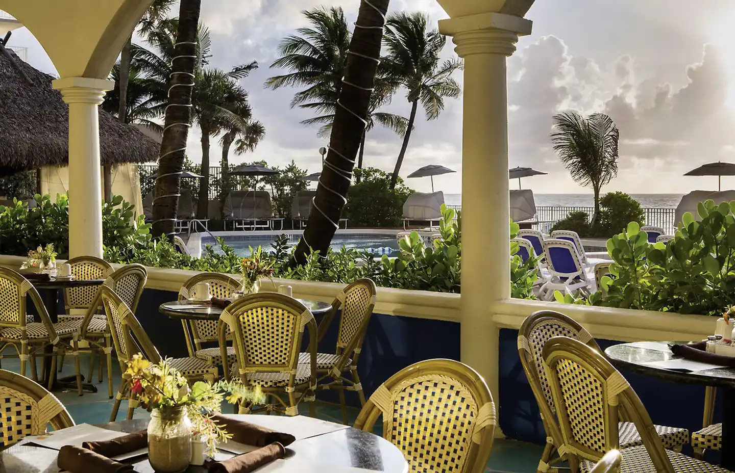Ocean Sky Hotel & Resort Fort Lauderdale Terrasse