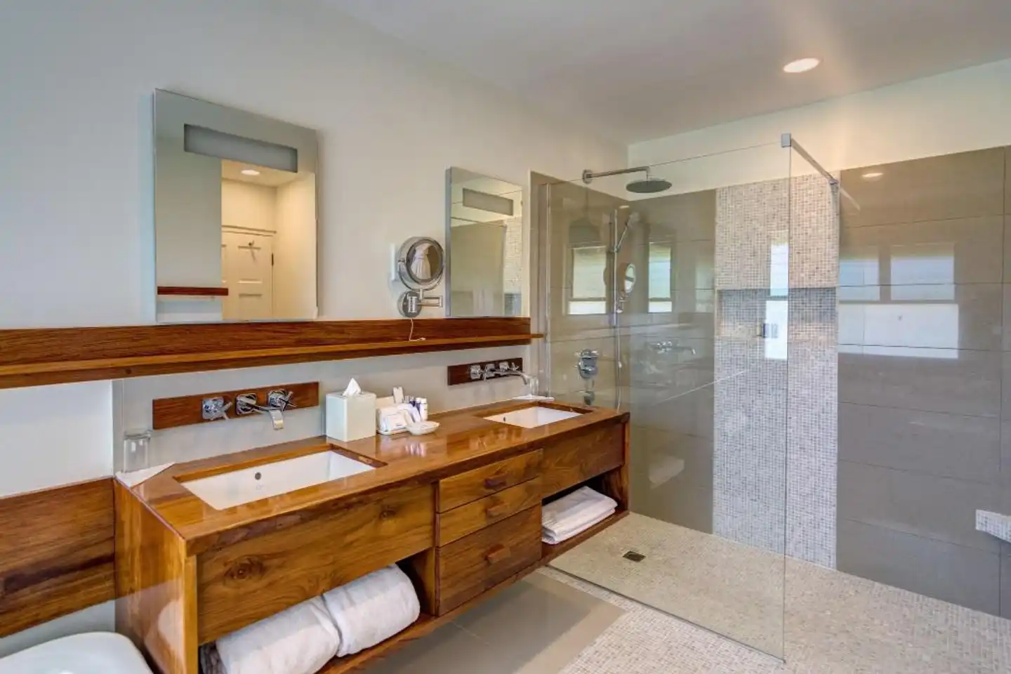 Calabash Luxury Boutique Hotel Badezimmer