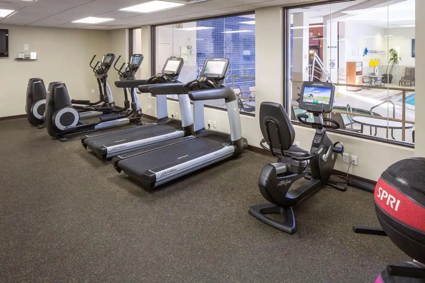 DoubleTree by Hilton Hotel Boston-Andover Sport und Entertainment