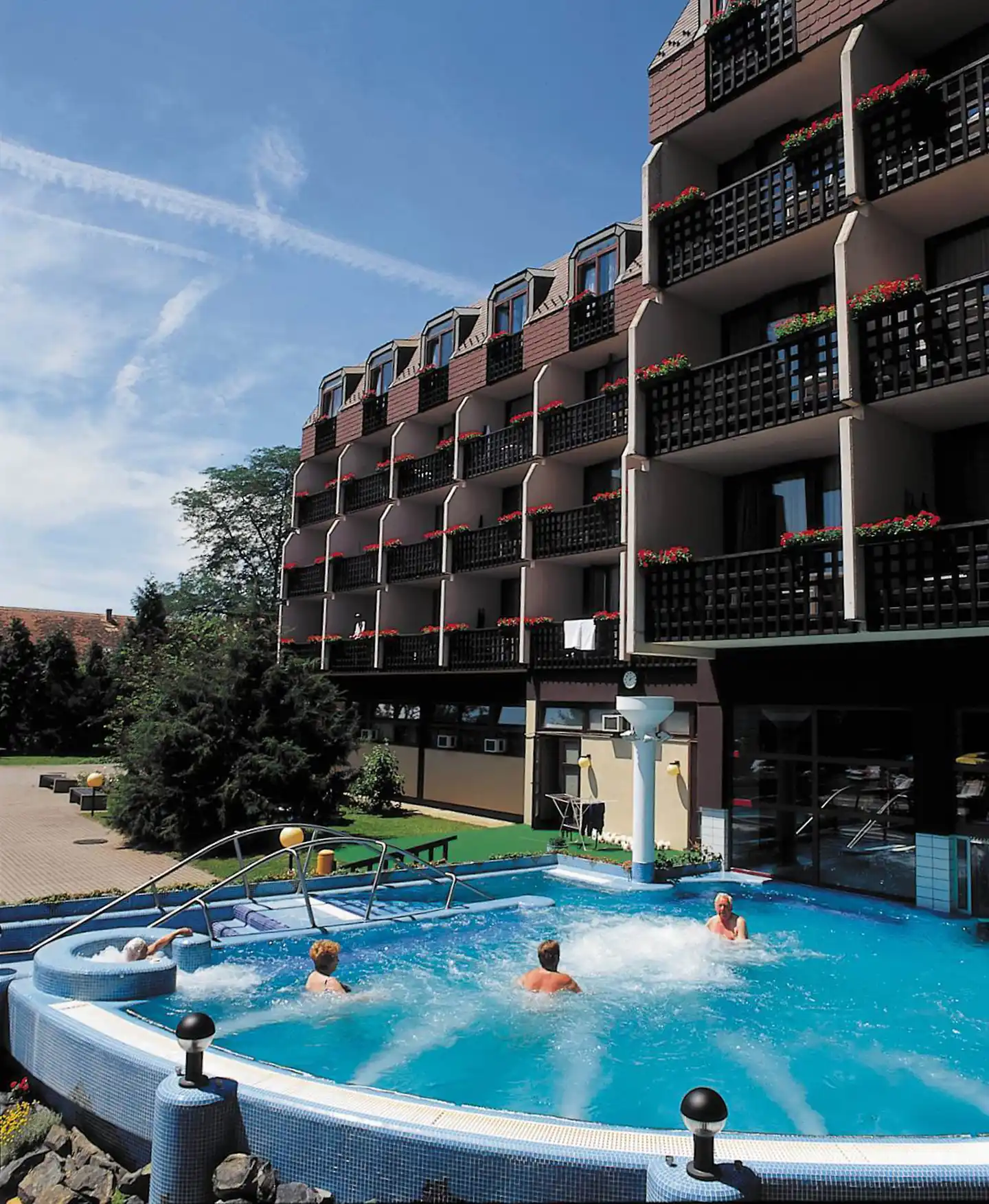 Ensana Thermal Sárvár Health Spa Hotel Aussenansicht
