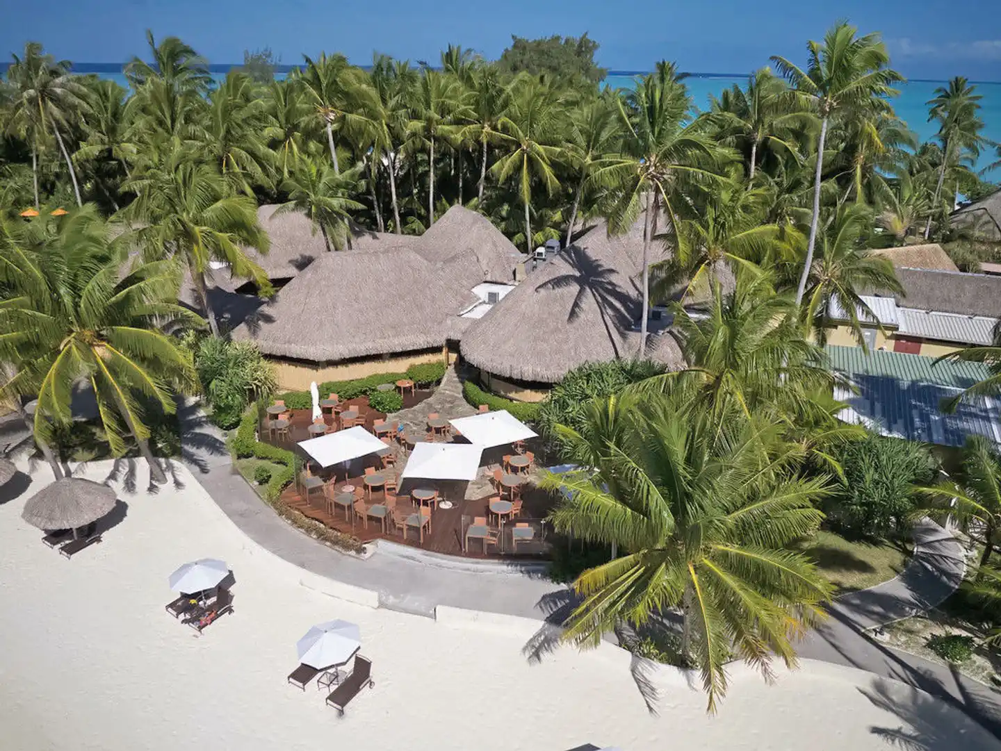 InterContinental Bora Bora Le Moana Resort Strand