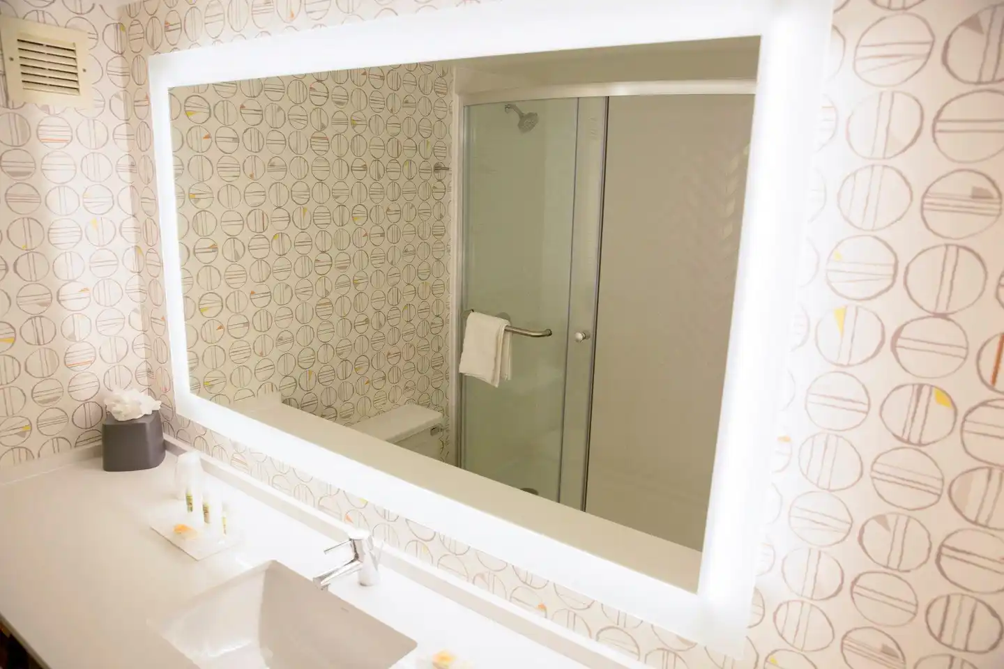 Holiday Inn Orlando-International Airport Badezimmer