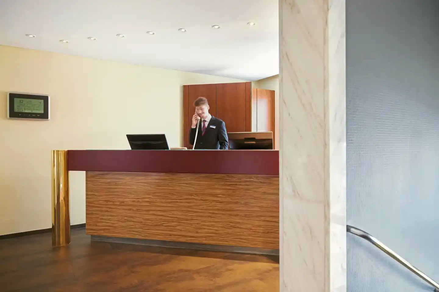 Hotel Central Lobby