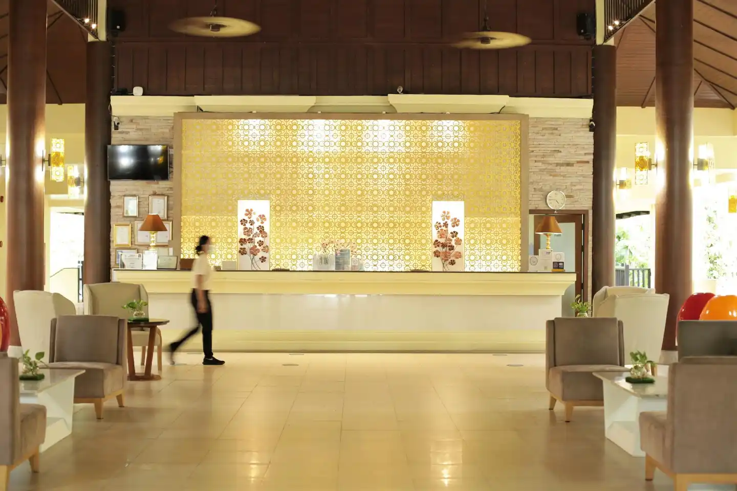 Seaview Resort Khao Lak Lobby