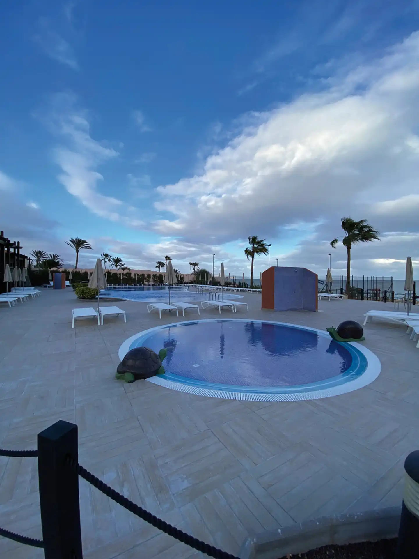 H10 Tindaya Pool