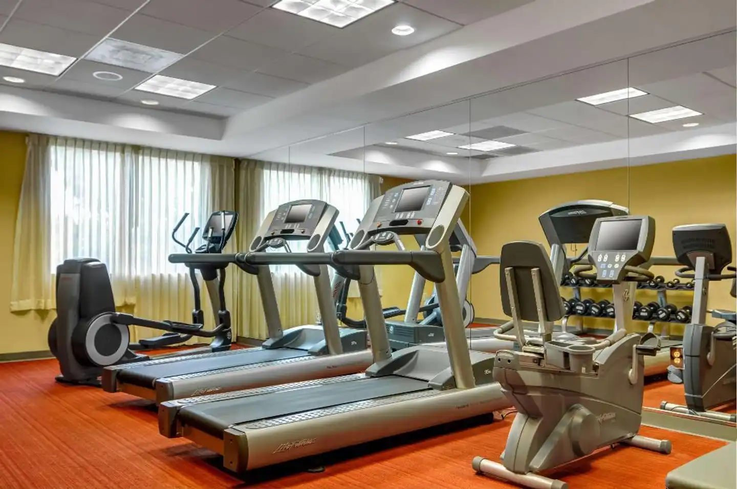 Hyatt Place Fort Lauderdale Cruise Port & Convention Center Sport und Entertainment