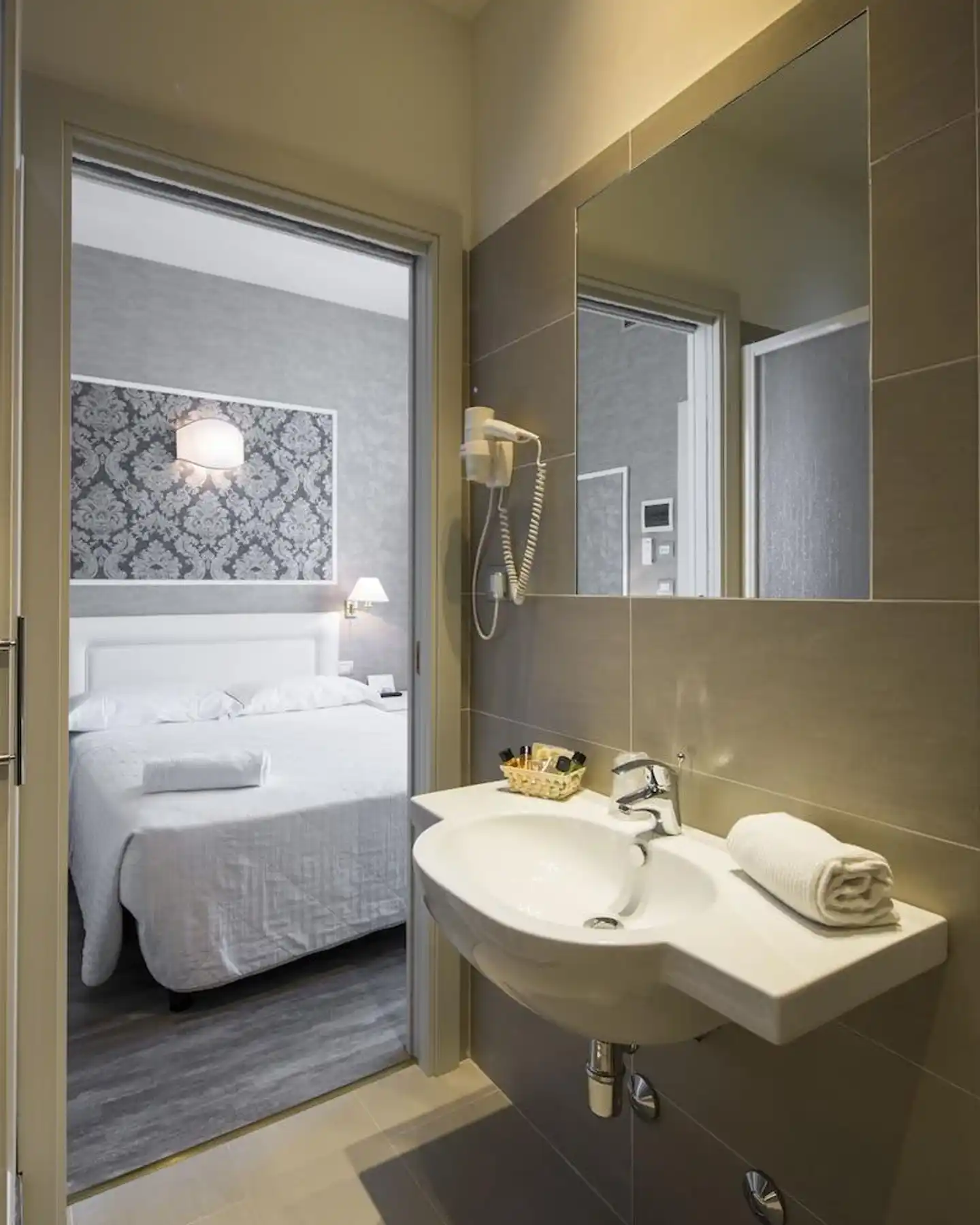 Nuovo Hotel Del Porto Badezimmer