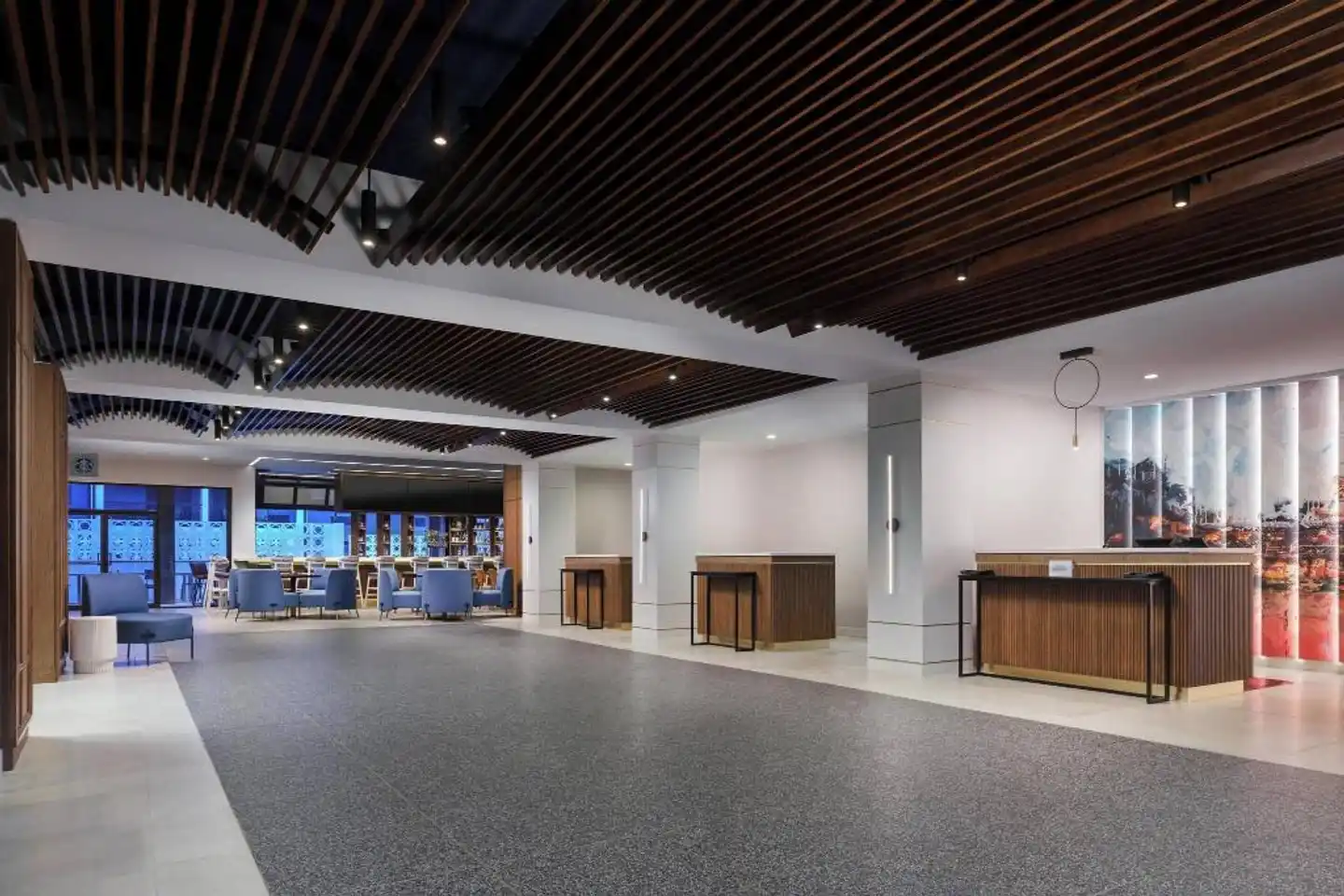 Courtyard by Marriott Orlando Lake Buena Vista at Vista Centre Lobby