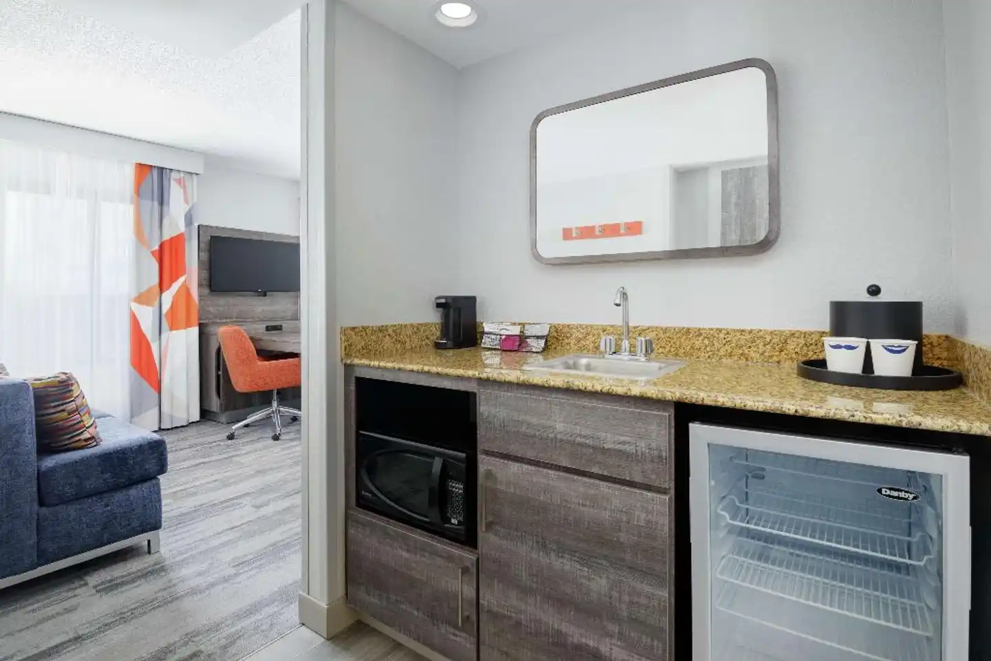 Hampton Inn & Suites Tampa Ybor City Downtown Badezimmer