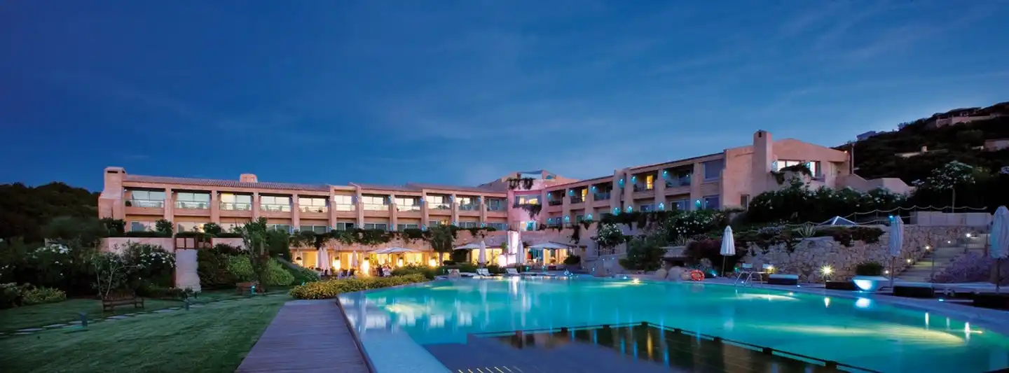 L'Ea Bianca Luxury Resort Aussenansicht