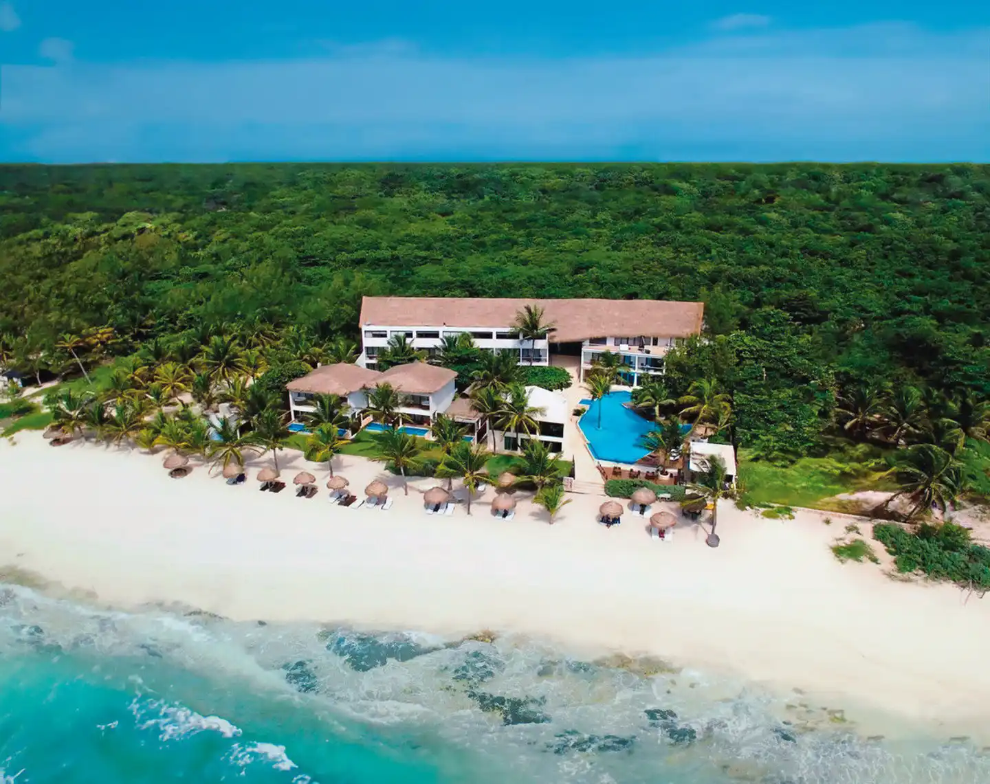 The Beachfront by The Fives Hotels Aussenansicht