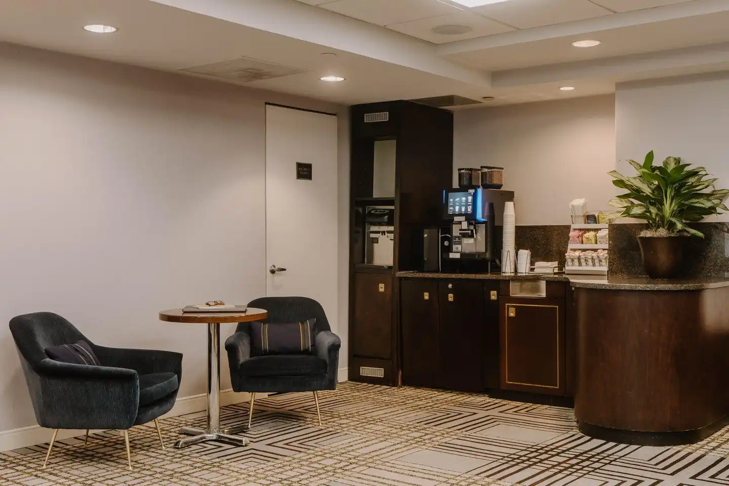 Club Quarters Lobby