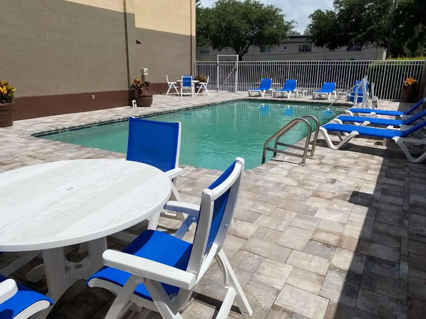 Best Western Tampa Pool