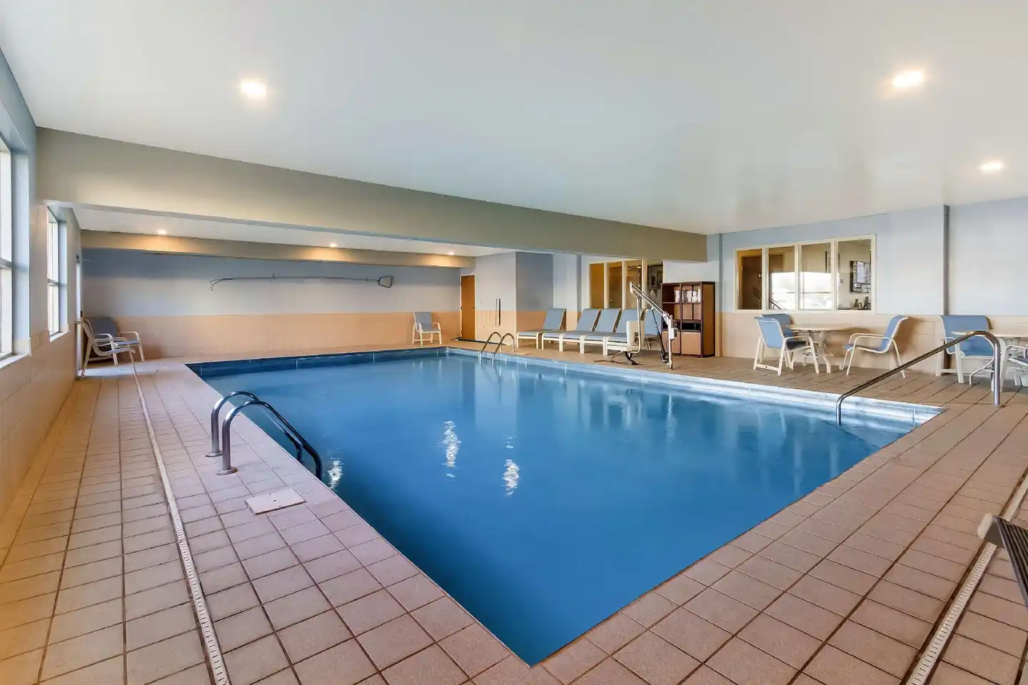 Best Western Empire Towers Hallenbad