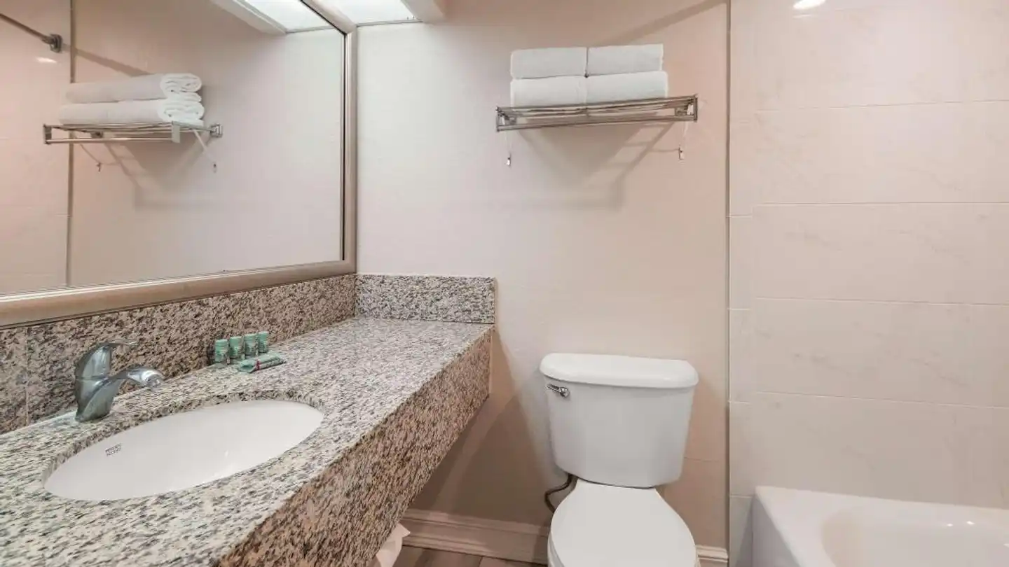 Best Western Tampa Badezimmer