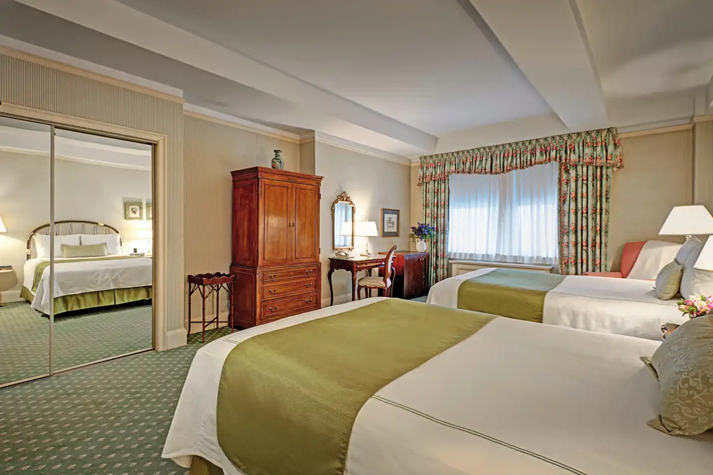 Hotel Elysee by Library Hotel Collection Wohnbeispiel