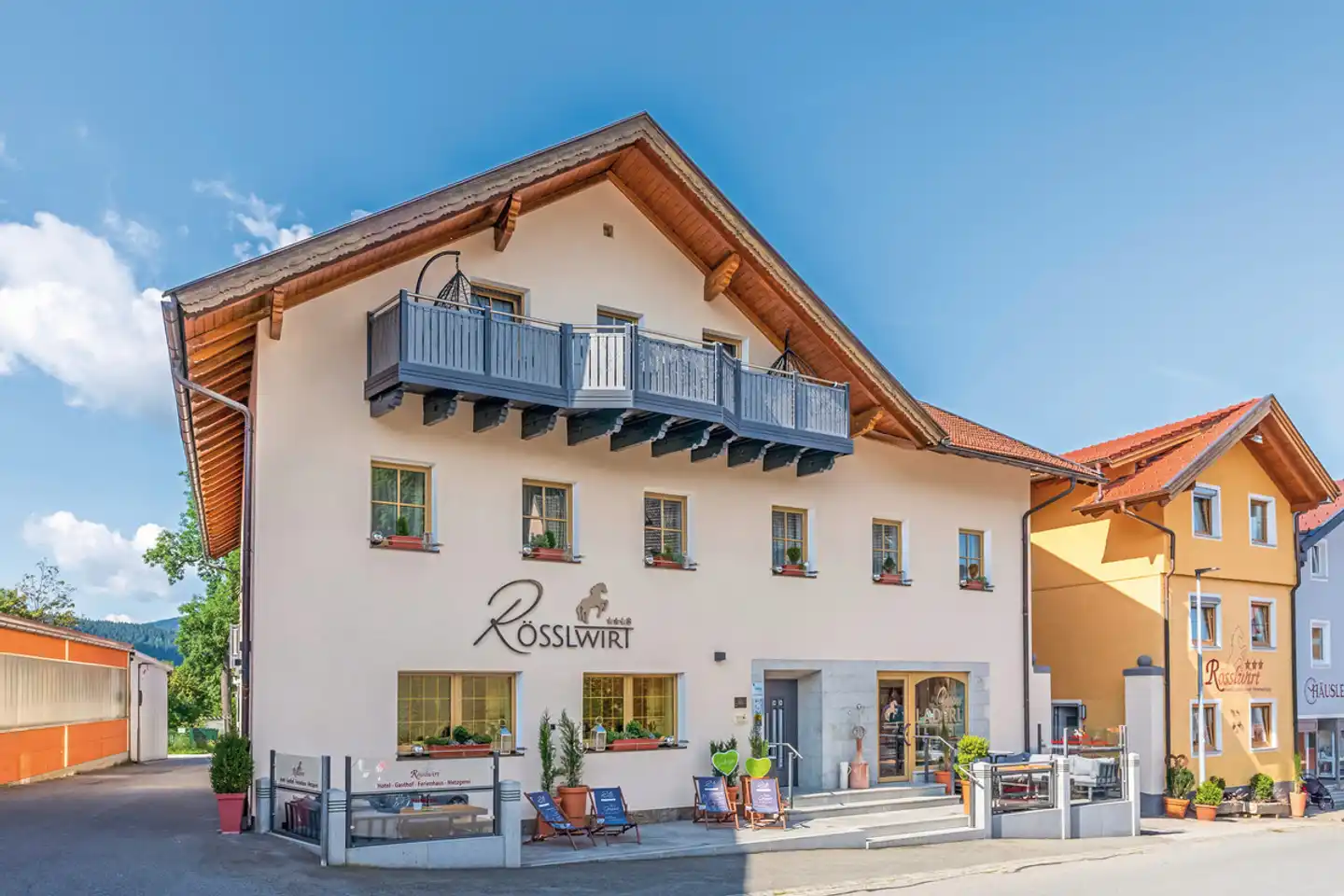 Wander und Aktivhotel Rösslwirt Aussenansicht