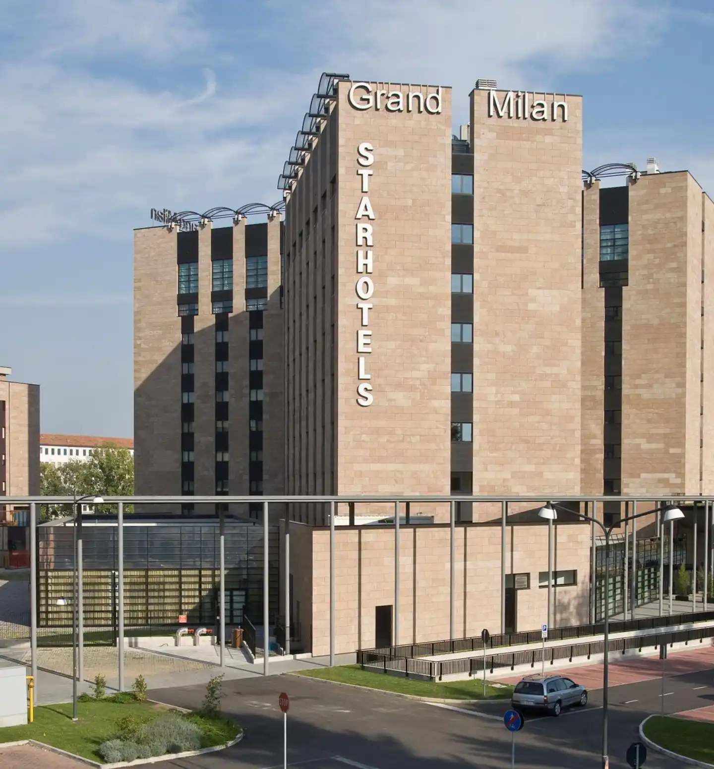 Starhotels Grand Milan Aussenansicht