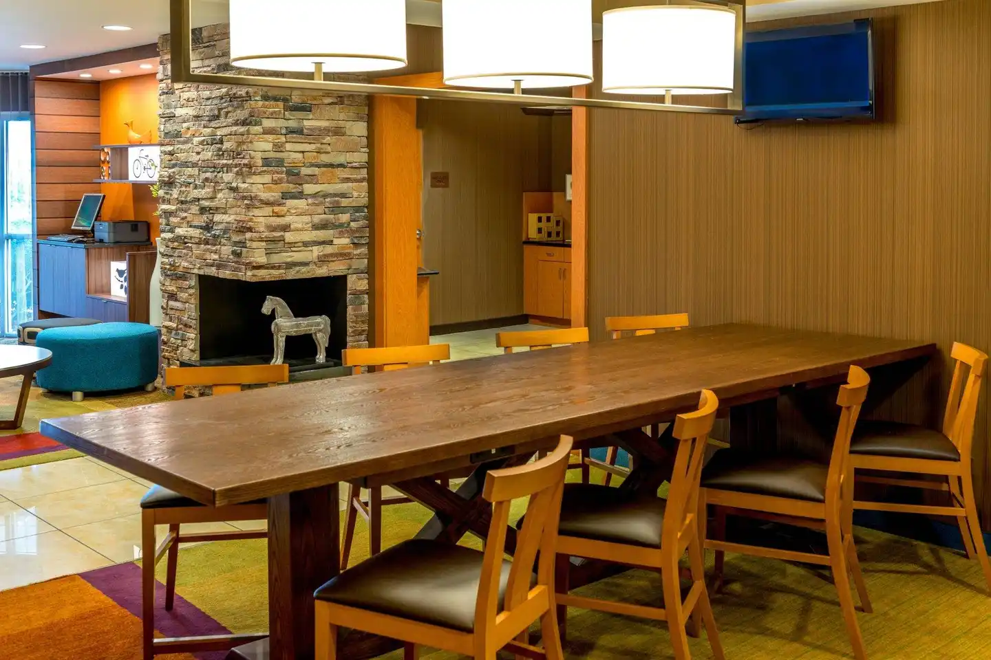 Fairfield Inn & Suites by Marriott Nashville at Opryland Bar