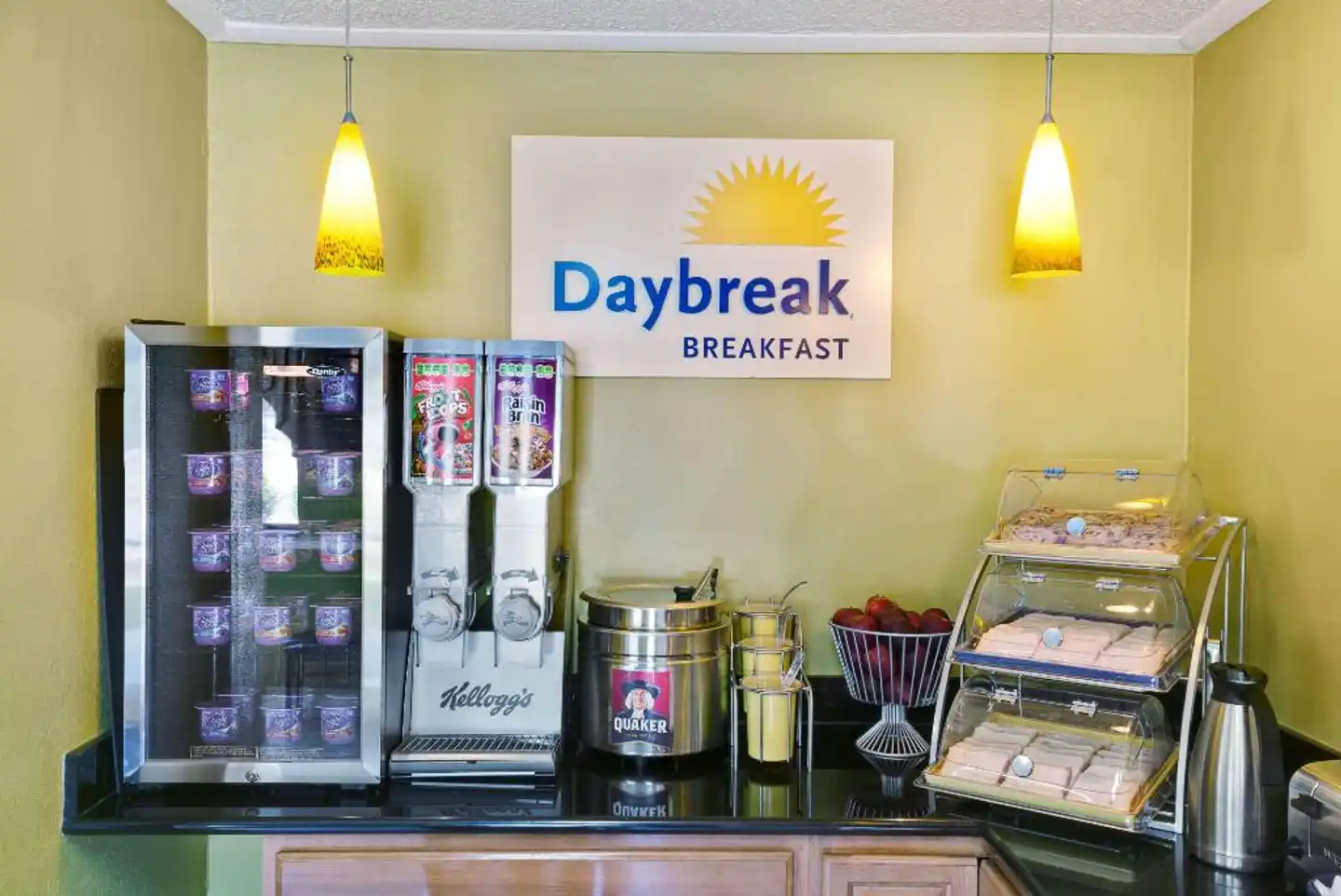 Days Inn by Wyndham Torrington Sport und Entertainment