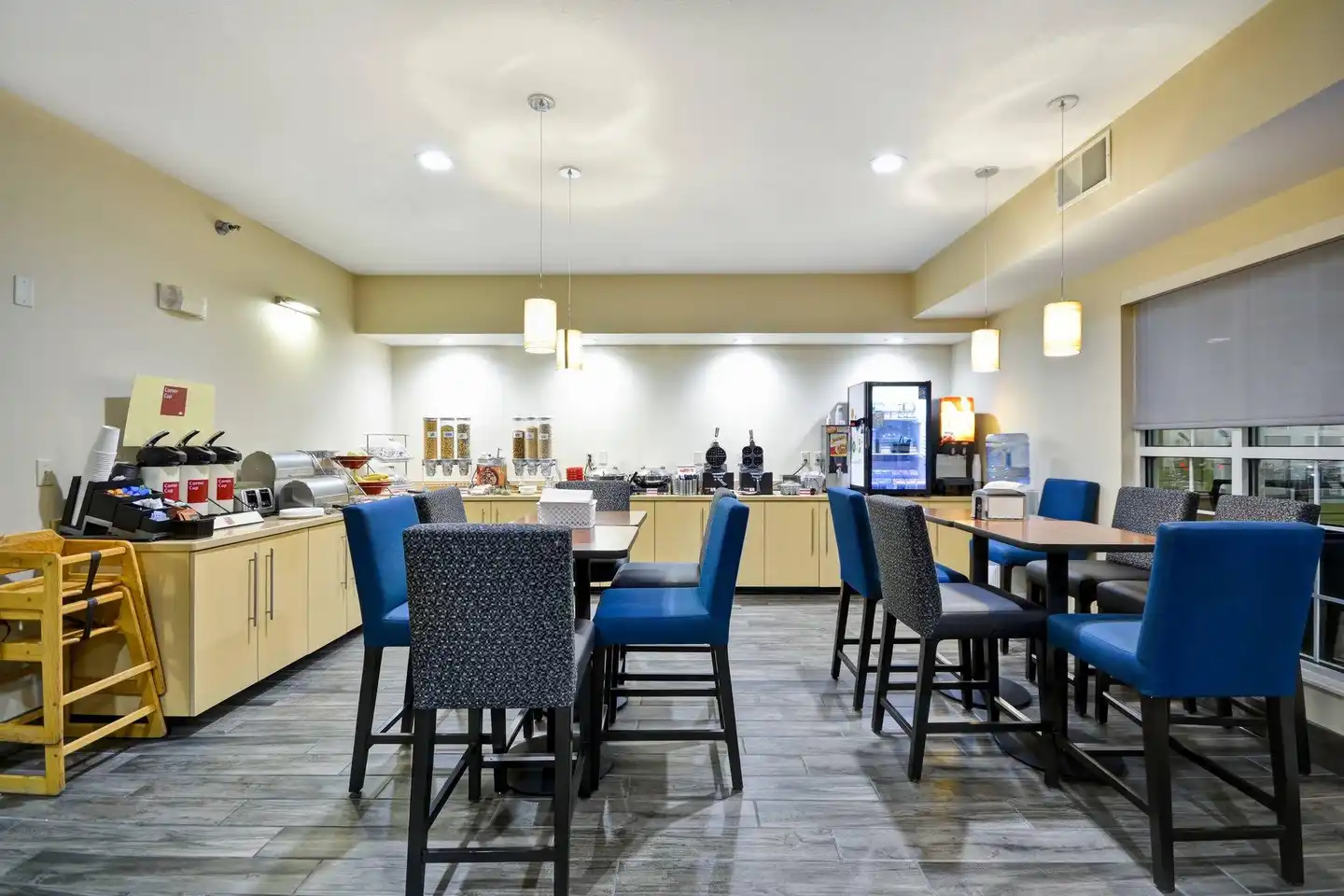 TownePlace Suites Sioux Falls Bar
