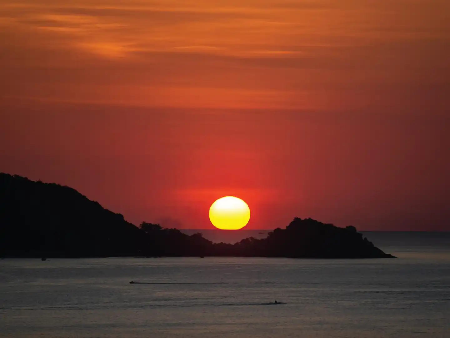 The Andaman Beach Hotel Phuket Landschaft