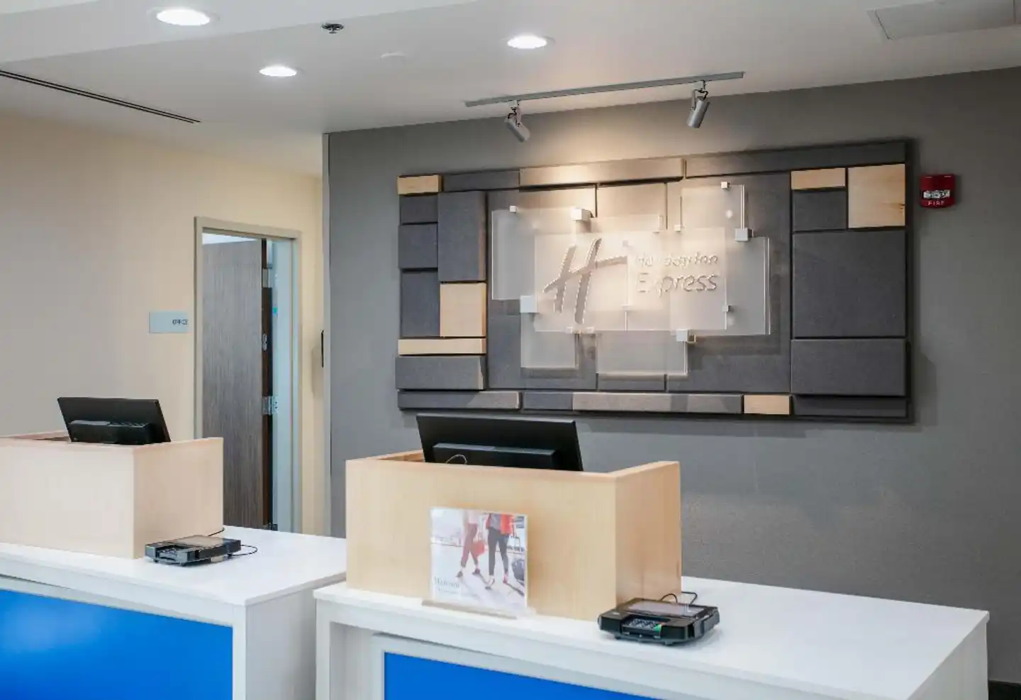 Holiday Inn Express & Suites Oakhurst-Yosemite Park Area Wohnbeispiel
