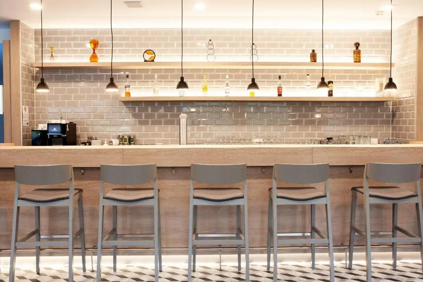 Holiday Inn Express Neunkirchen Bar