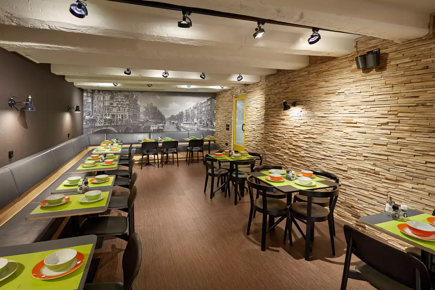 Nova Hotel Restaurant