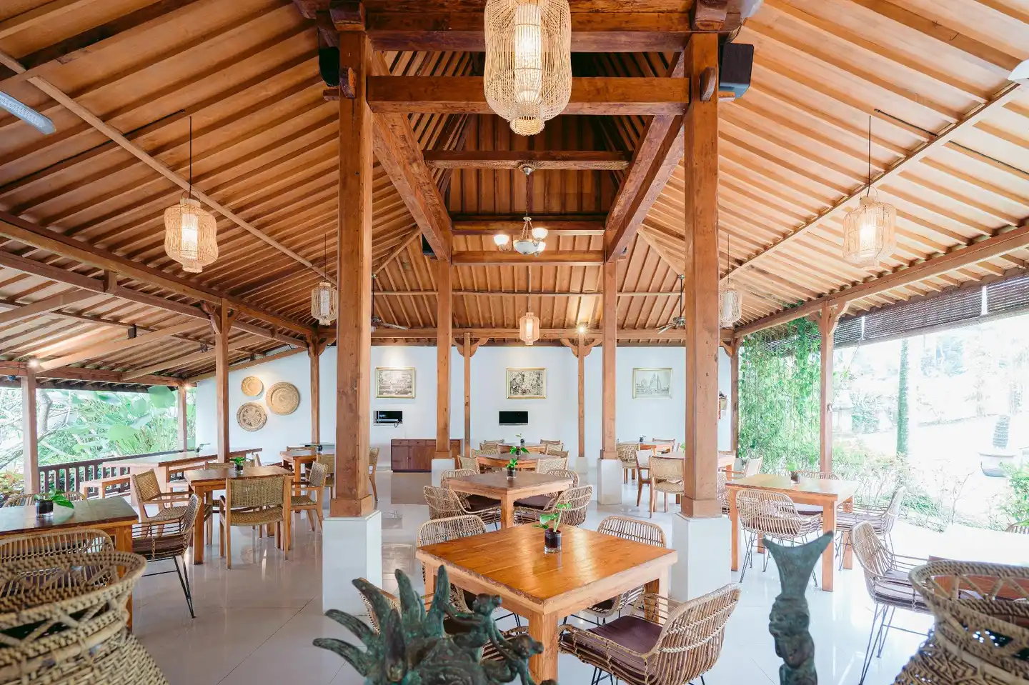 Pertiwi Bisma 1 Restaurant