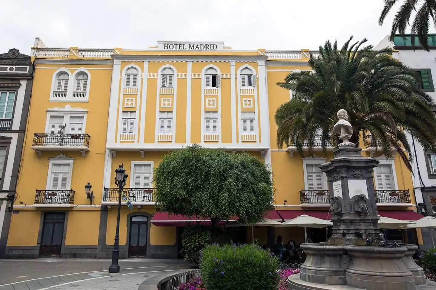 Hotel Madrid Aussenansicht